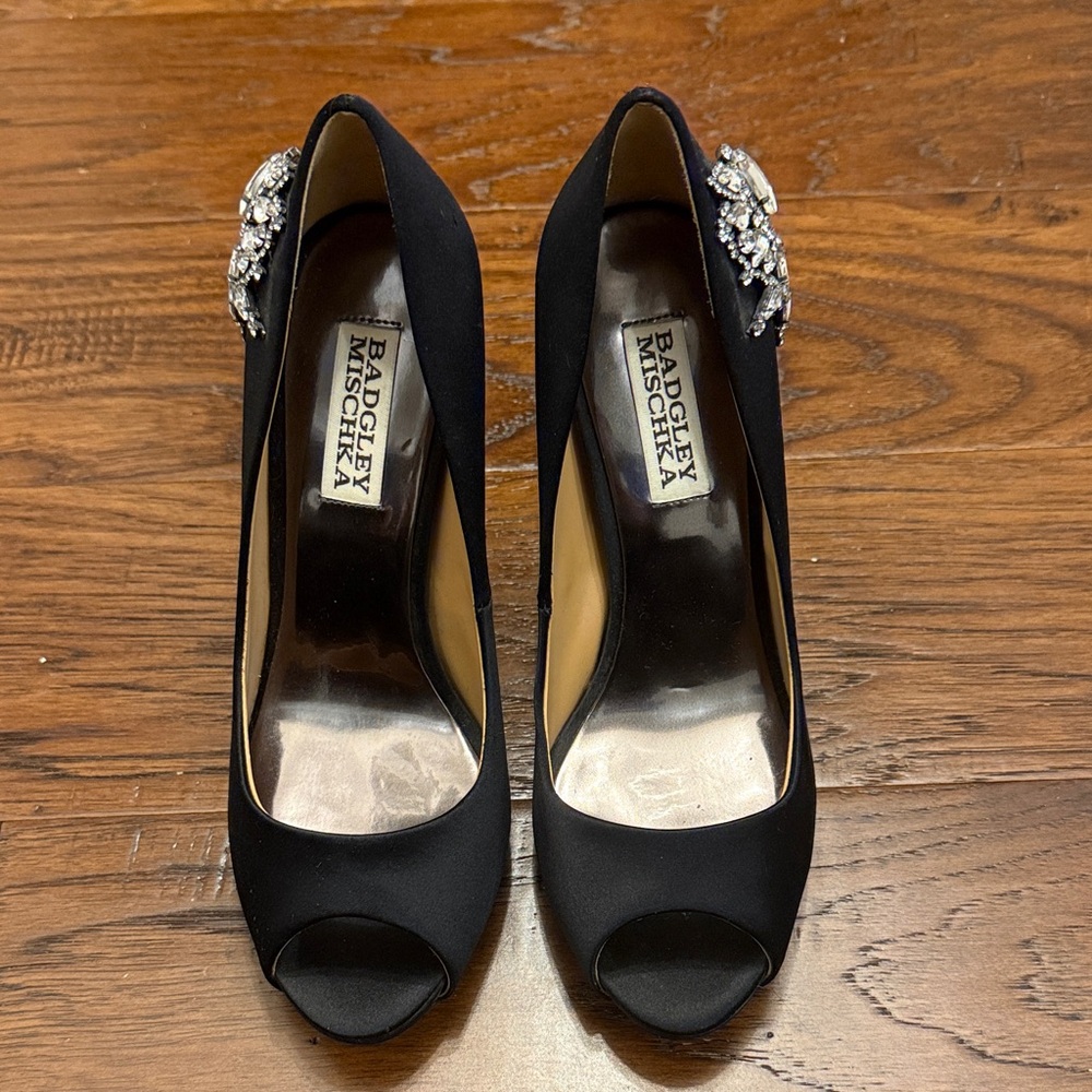 Badgley Mischka Elegant Black Embellished Heels